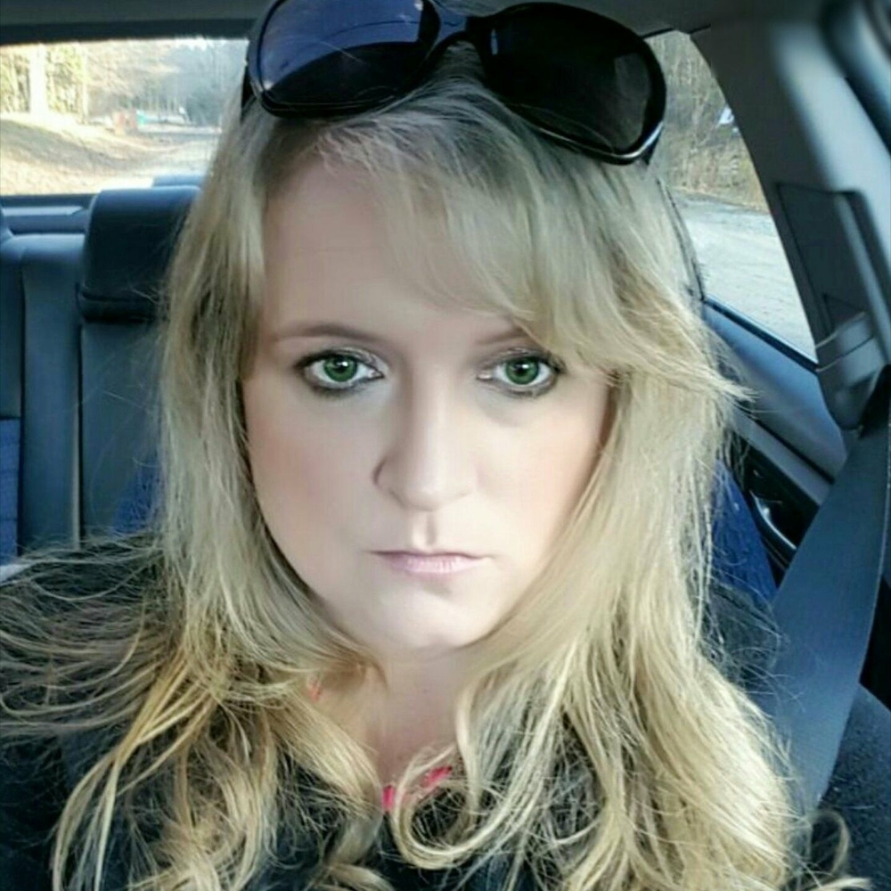 Meet your Posher, Stacy